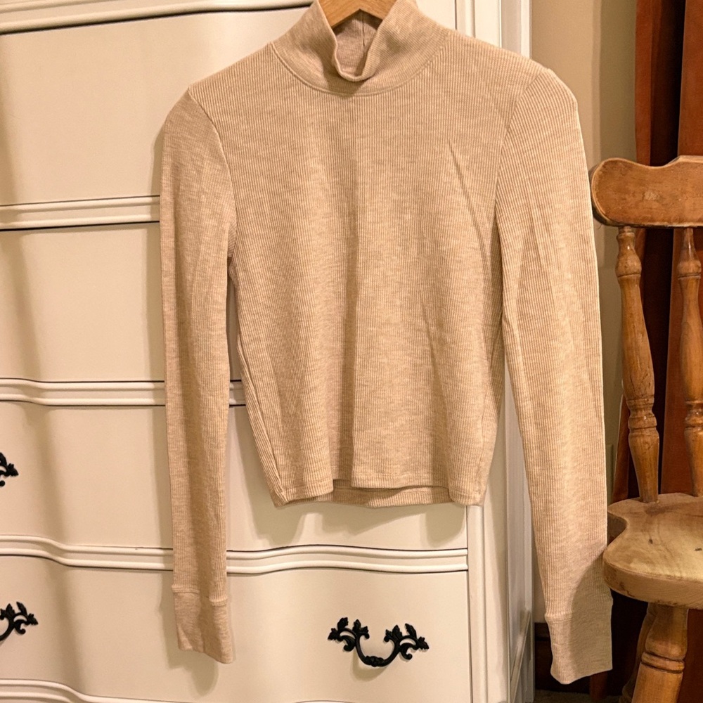 American Eagle Outfitters Beige Long Sleeve Top